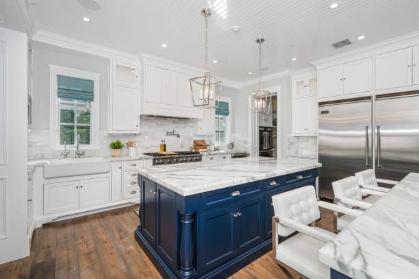 Best Kitchen Layouts for Los Angeles Homes